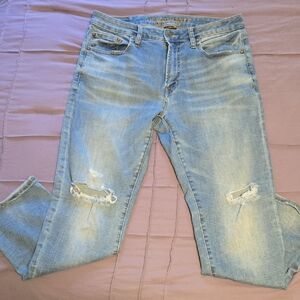 American Eagle Outfitters Light Blue Distressed Skinny Jeans